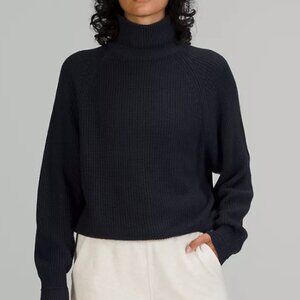 Ribbed Turtleneck Sweater M/L Navy